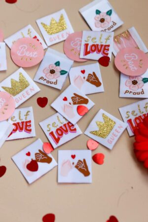 Etiquettes tissées à coudre Self Love Lise taylor – Image 2