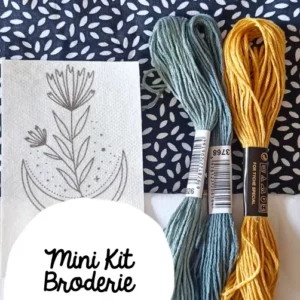Mini Kit de broderie traditionnelle Fleurs