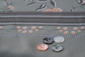 Boutons fleurs nacre pêche – Image 3