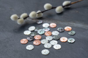 Boutons fleurs nacre pêche – Image 2